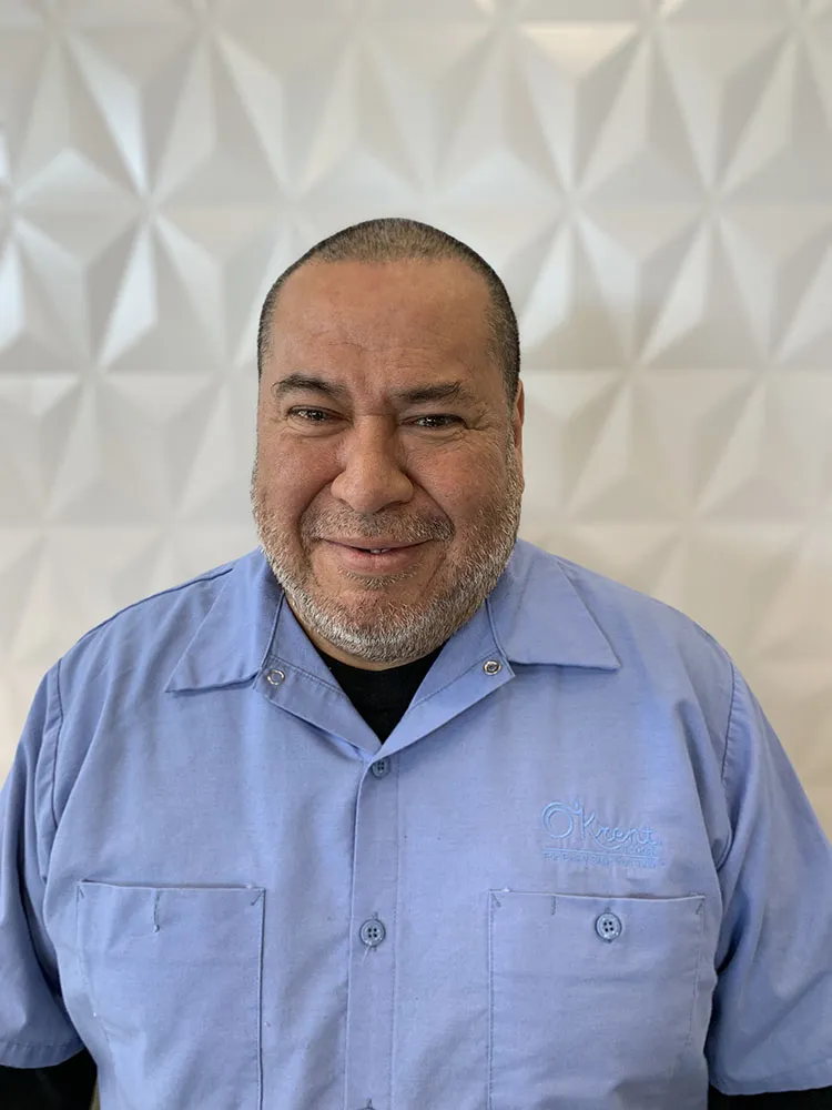 Leo Cervantes - Warehouse Manager Leo Cervantes - Warehouse Manager | O'Krent Floors