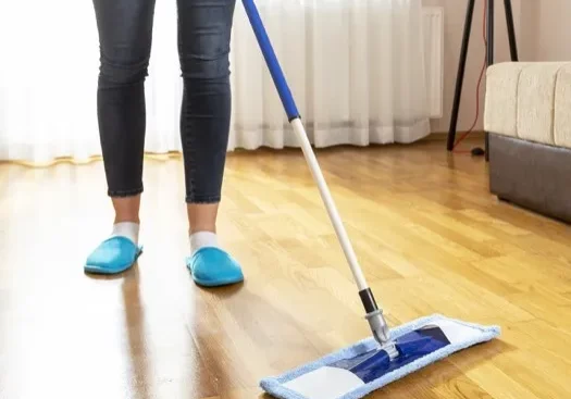 vinyl-care Vinyl care | O'Krent Floors